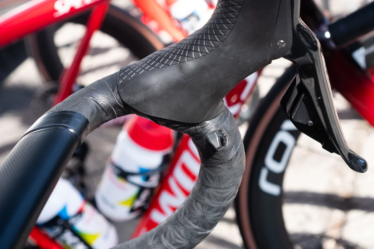 Sprint shifters on Peter Sagan's Specialized S-Works Tarmac SL7 at Strade Bianche 2023