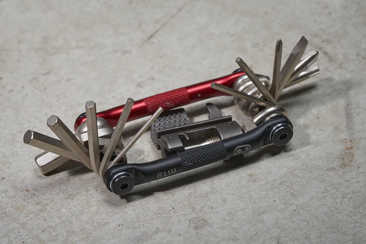 Crankbrothers M19 multi-tool kit