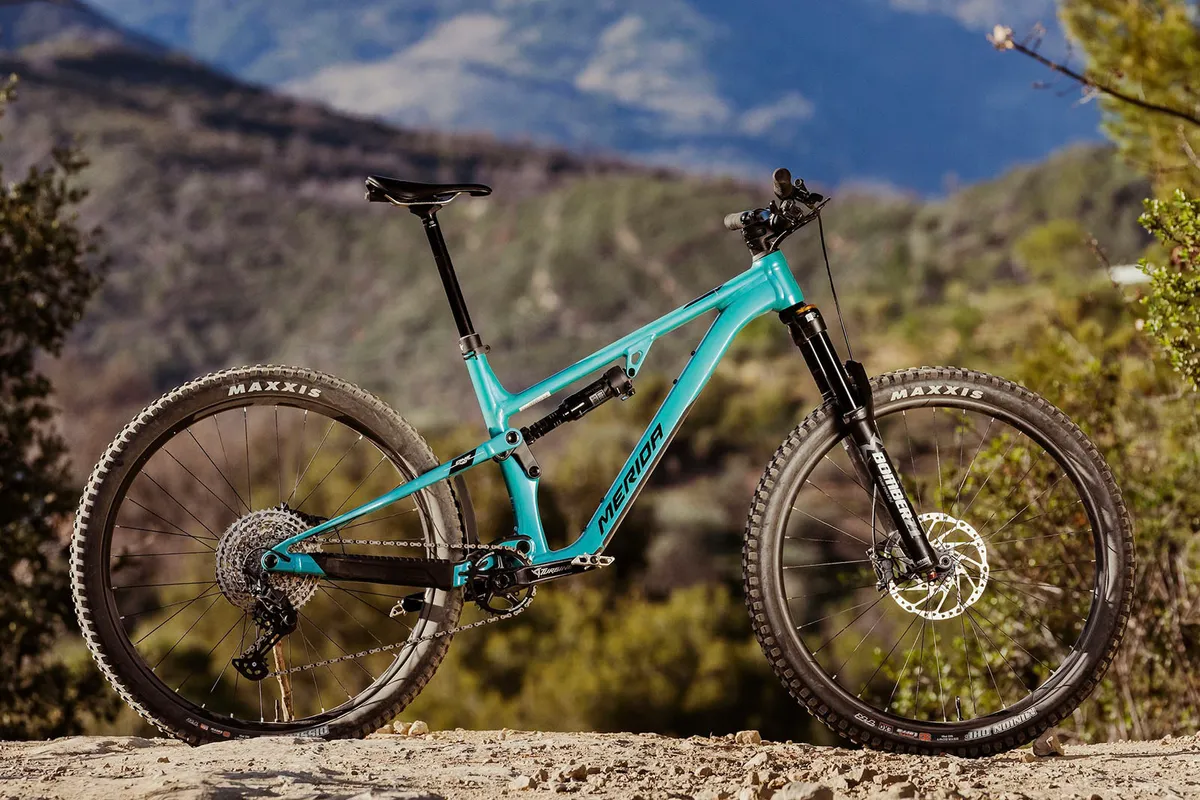 Pack shot of the Merida One-Forty 700 full suspension mountain bike