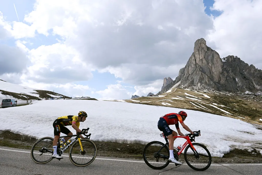 TRE CIME DI LAVAREDO, ITALY - MAY 26: (L-R) Primož Roglič of Slovenia and Team Jumbo-Visma and Laurens De Plus of Belgium and Team INEOS Grenadiers compete at the Passo Giau (2236m) during the 106th Giro d'Italia 2023, Stage 19 a 183km stage from Longarone to Tre Cime di Lavaredo 2307m / #UCIWT / on May 26, 2023 in Tre Cime di Lavaredo, Italy. (Photo by Tim de Waele/Getty Images)