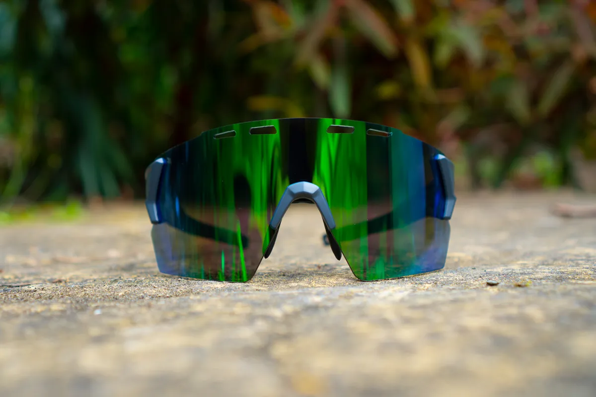 Madison Stealth cycling glasses