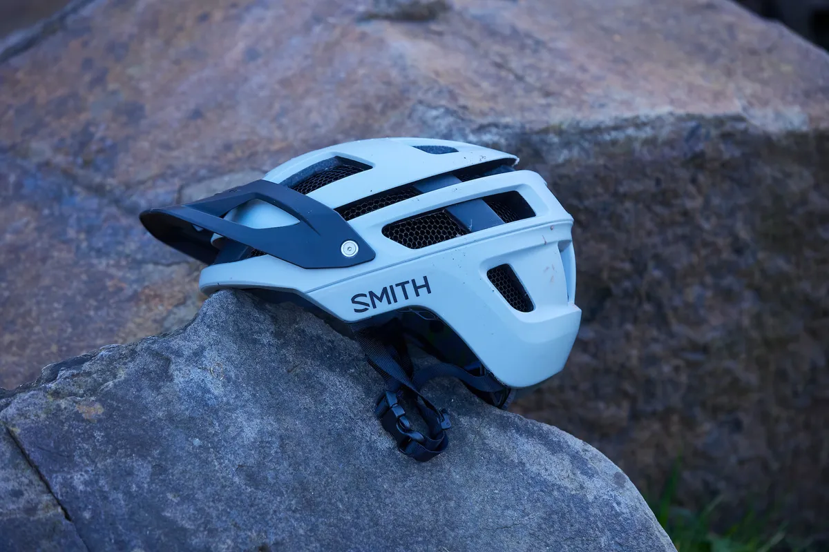 Smith Forefront 2 helmet profile