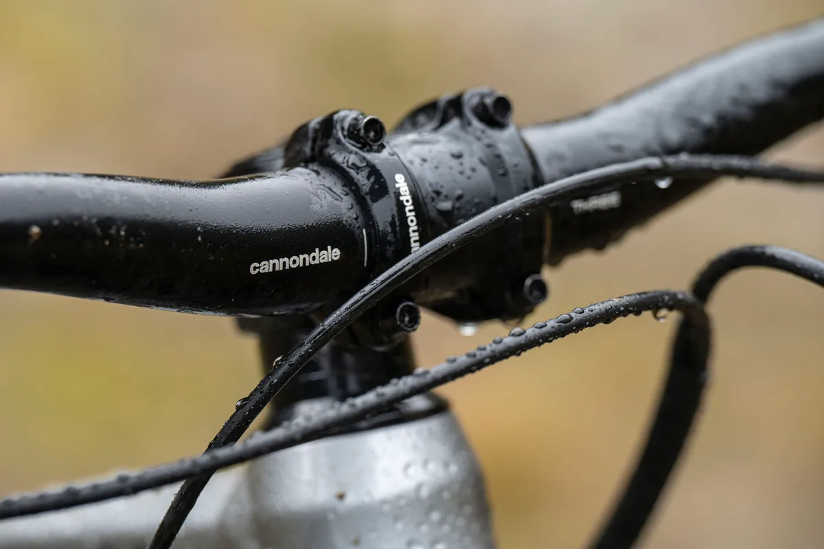 Cannondale Habit 3 full suspension mountain bike