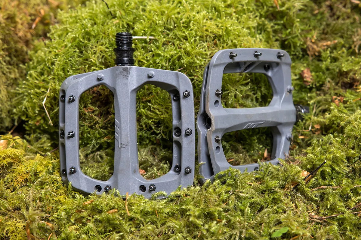 HT PA03A flat pedals for mountain bikers