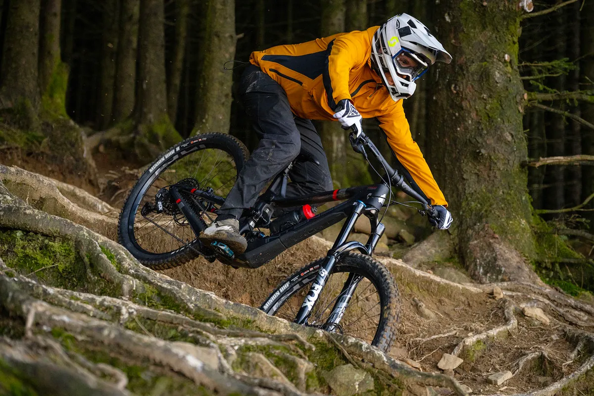 Intense Tracer 279 Expert full suspension mountain bike