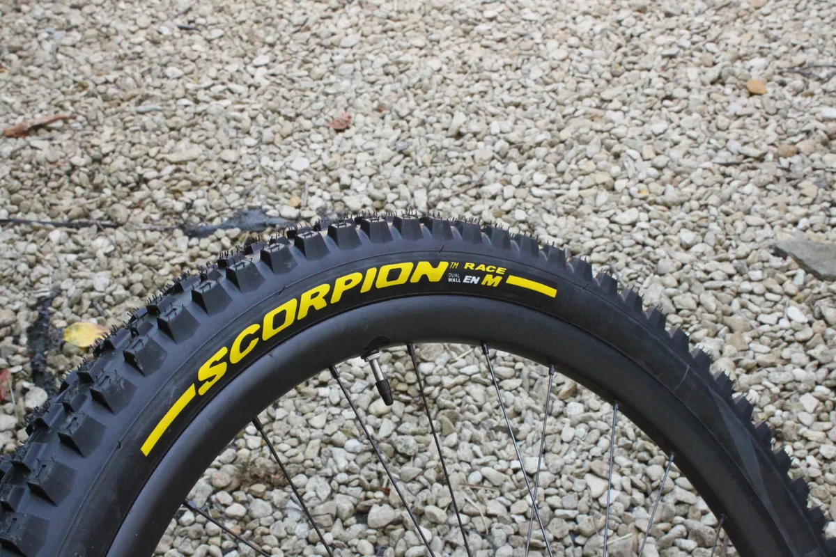 Pirelli Scorpion Race EN M tyre