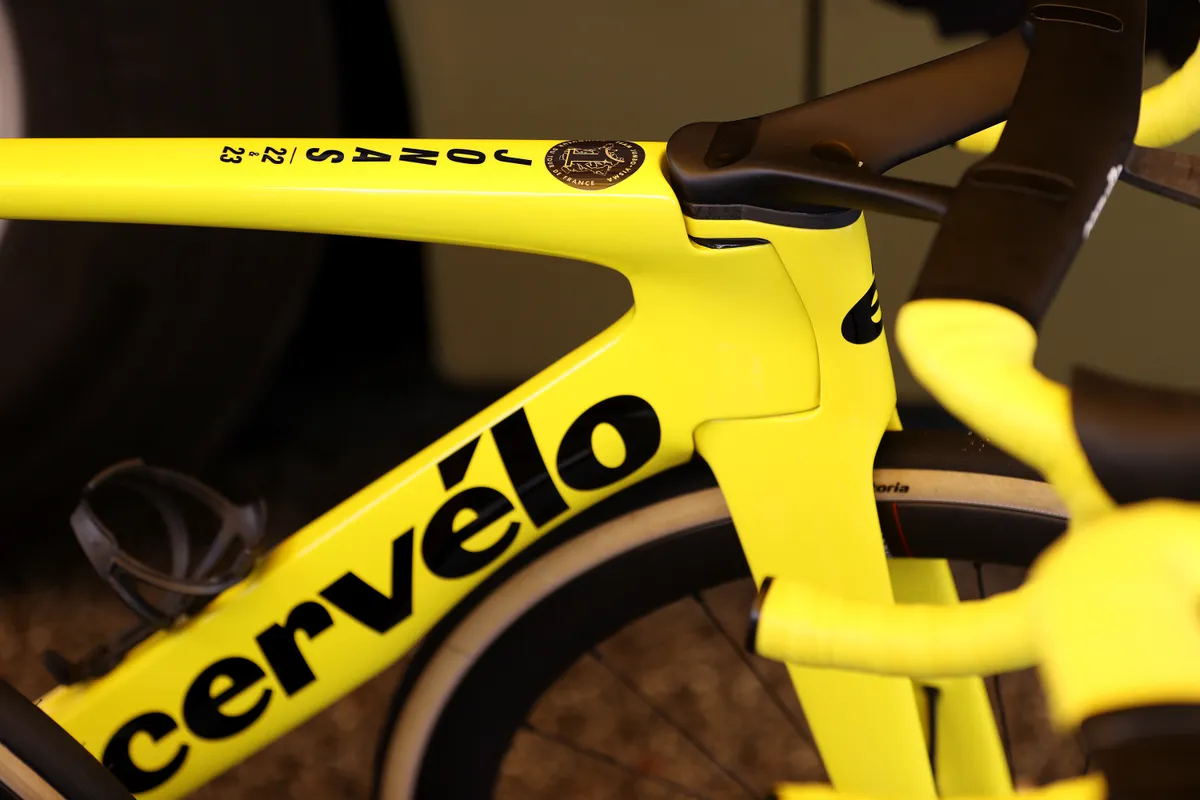 SAINT-QUENTIN-EN-YVELINES, FRANCE - JULY 23: Custom Cervélo bike of Jonas Vingegaard of Denmark and Team Jumbo-Visma - Yellow Leader Jersey prior to the stage twenty-one of the 110th Tour de France 2023 a 11 5.1km stage from Saint-Quentin-en-Yvelines to Paris / #UCIWT / on July 23, 2023 in Saint-Quentin-en-Yvelines, France. (Photo by Michael Steele/Getty Images)