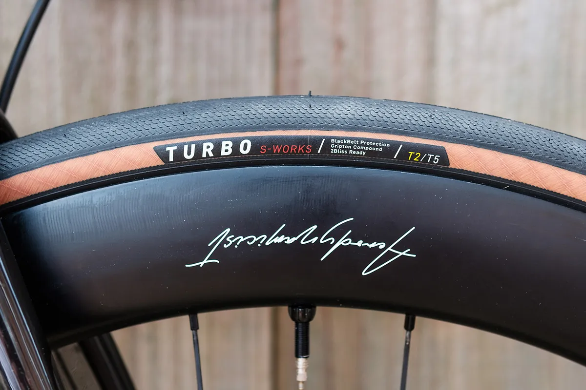 Specialized S-Works Turbo 2BR road tyre