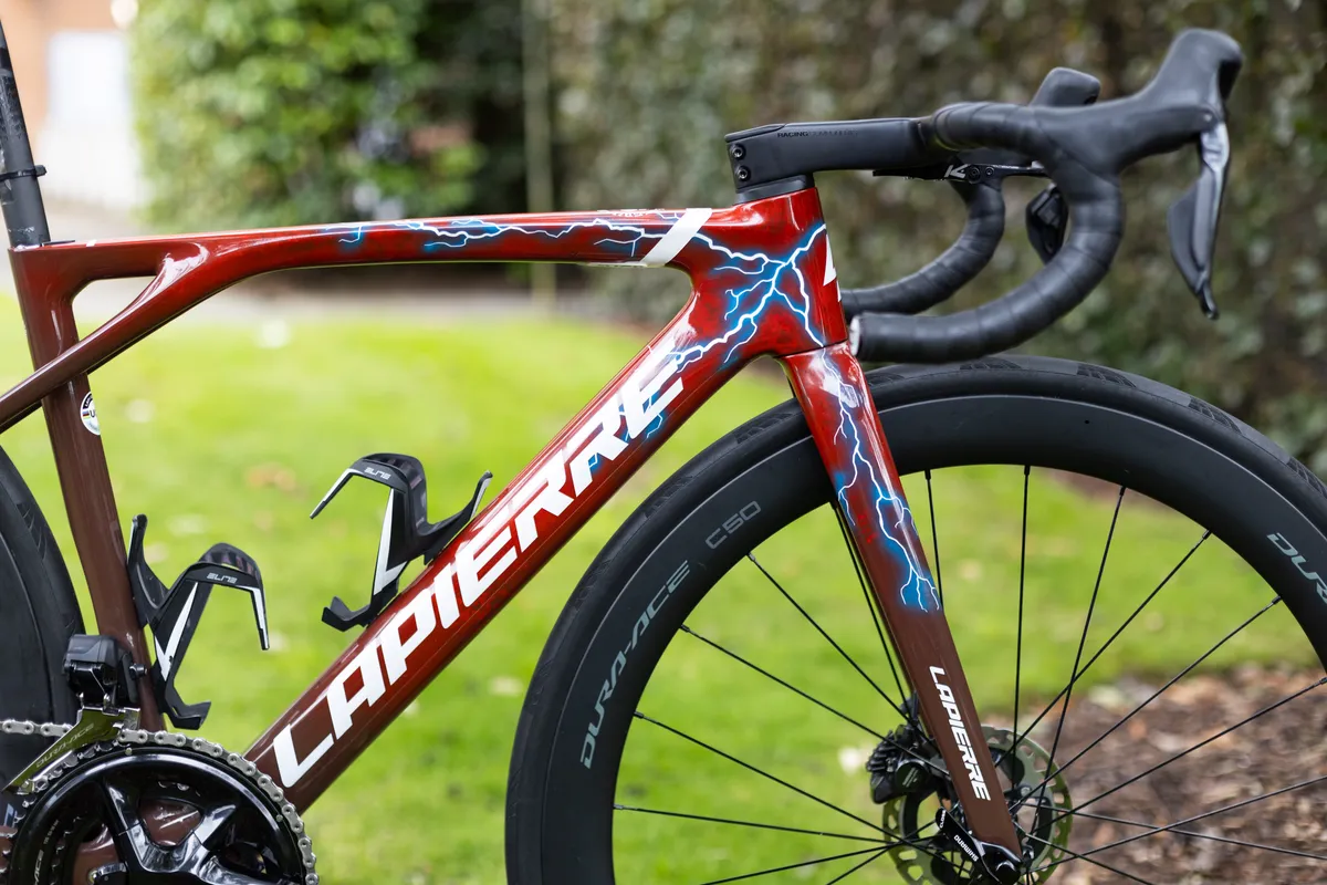 Cecilie Uttrup Ludwig's Lapierre Xelius SL resting on grass