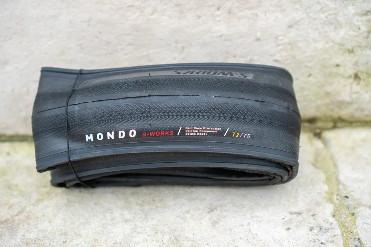 Specialized S-Works Mondo tyre tread.