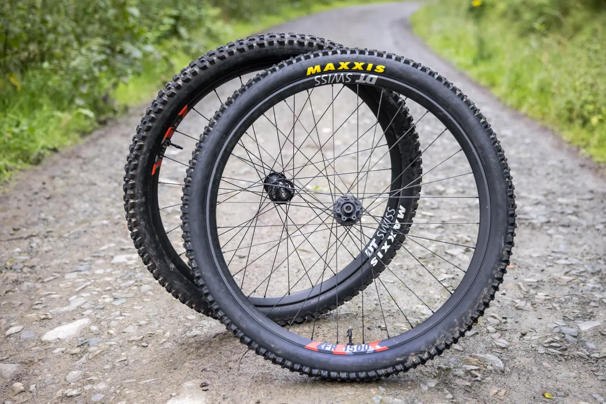 DT Swiss FR 1500 Classic mountain bike wheels