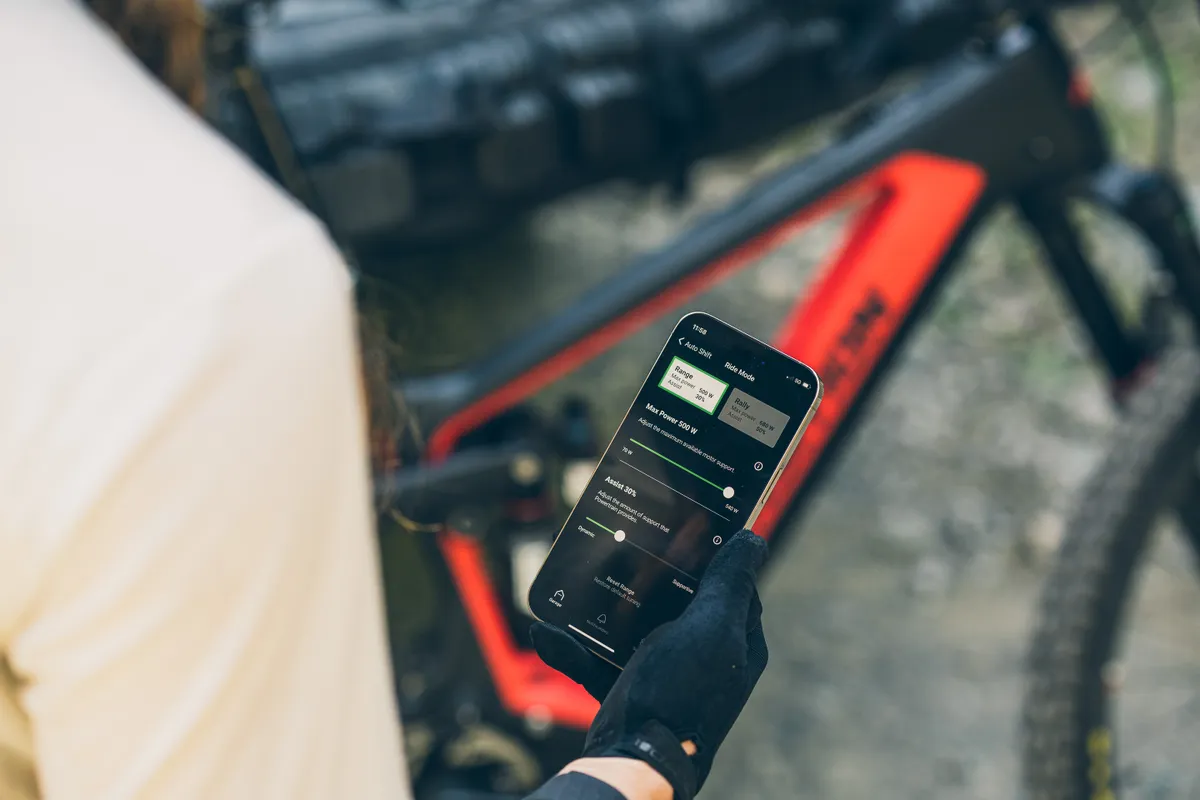 SRAM Eagle Powertrain electric mountain bike motor AXS smartphone app