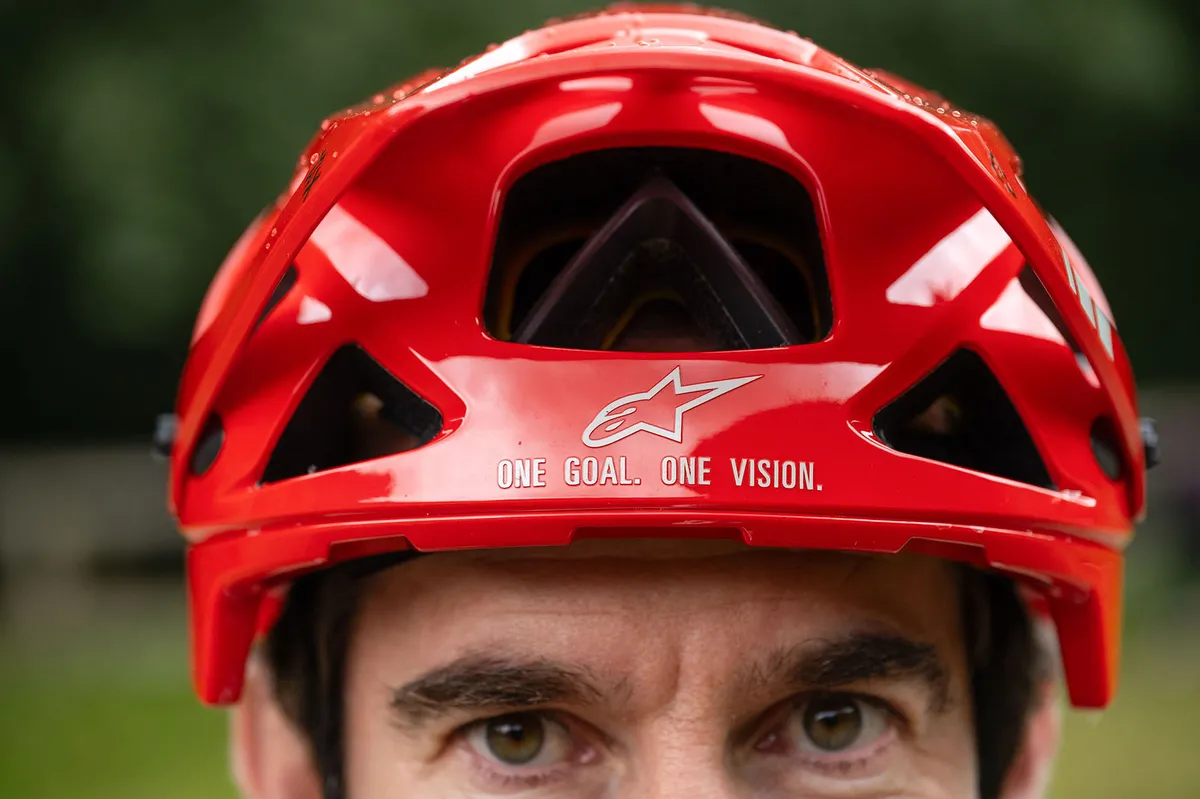 Alpinestars Vector Tech A2 helmet for mountain bikers