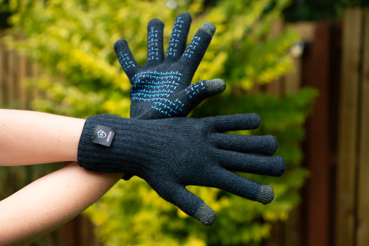 DexShell Ultralite 2.0 gloves waterproof cycling gloves
