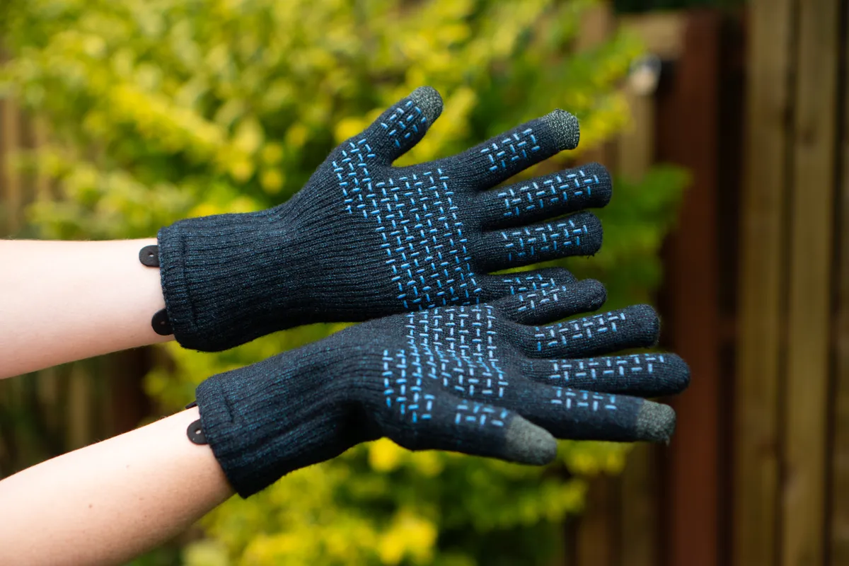 DexShell Ultralite 2.0 gloves waterproof cycling gloves