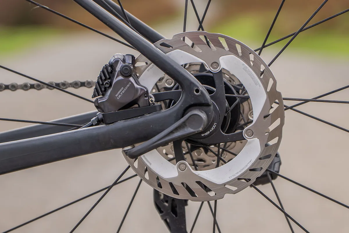 Why Disk Brakes Are Better Than V Brakes on a Mountain Bike
