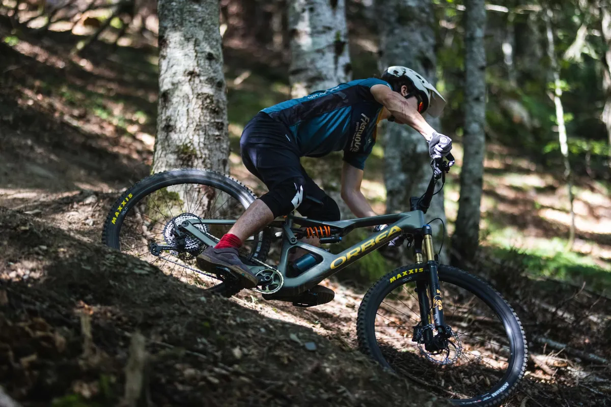 Orbea Occam LT with Fox DHX Factory shock going downhill in woods