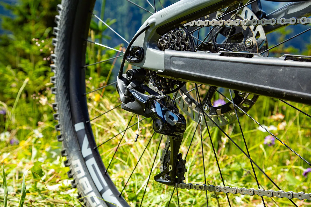 Propain Rage 3 CF Mix Highend full suspension mountain bike has a SRAM X01 DH drivetrain