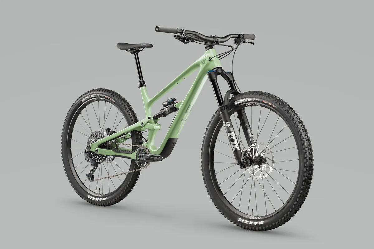 YT Jeffsy Core 3 full suspension mountain bike