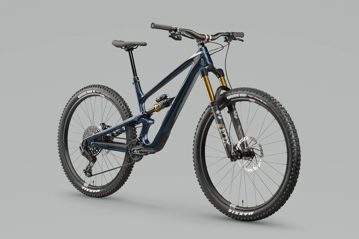 YT Jeffsy Core 5 full suspension mountain bike