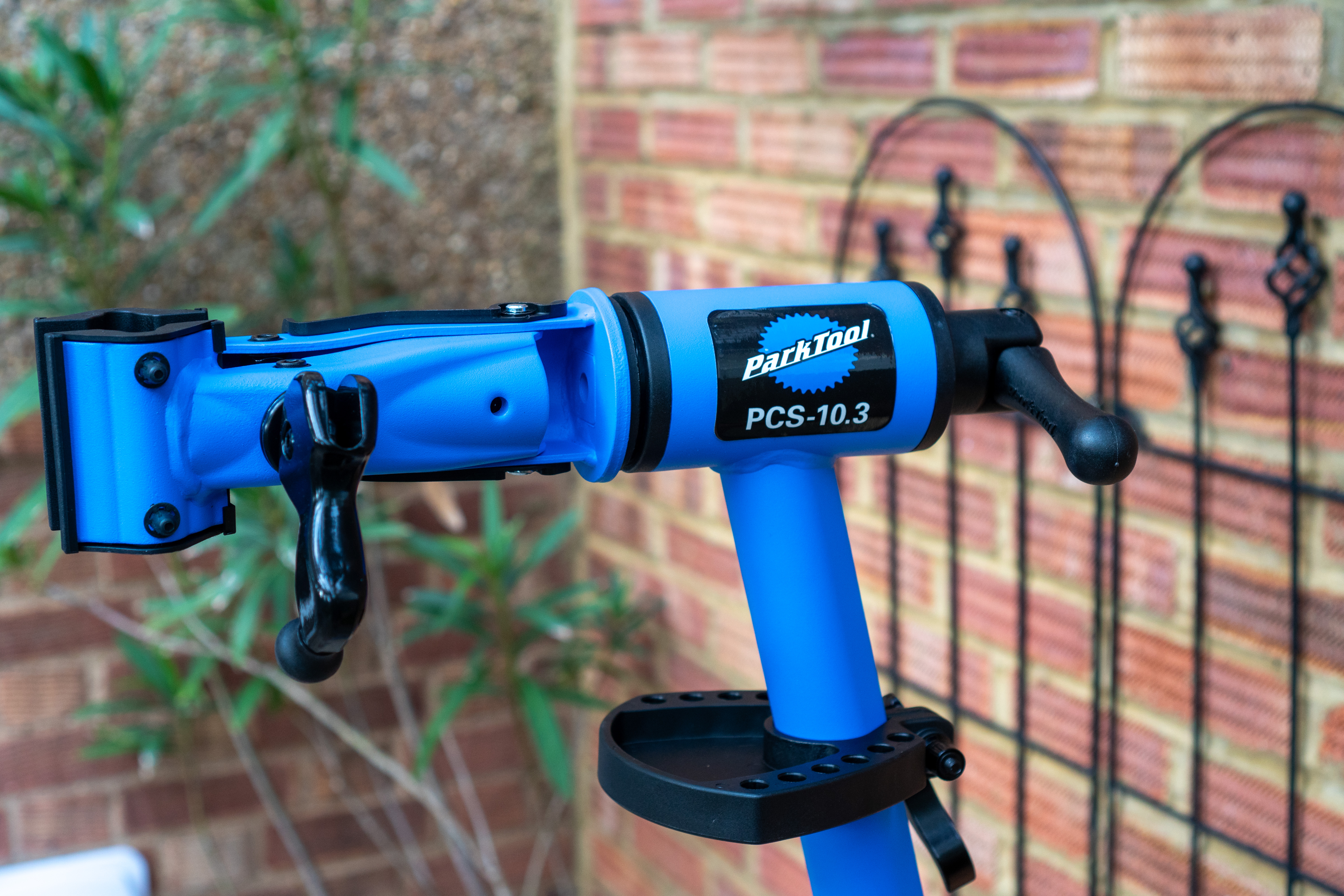 Park Tool PCS-10.3 Deluxe Home Mechanic Repair Stand review