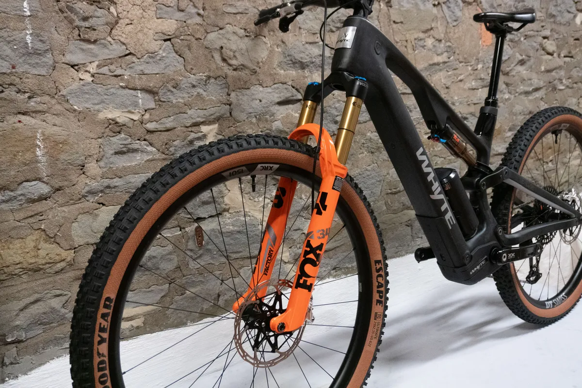 Whyte E-Lyte 140 Works with Fox Factory 36 fork