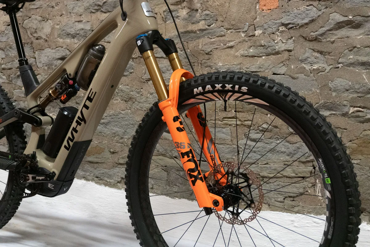 Whyte E-Lyte 150 Works with Fox Factory 36 forks