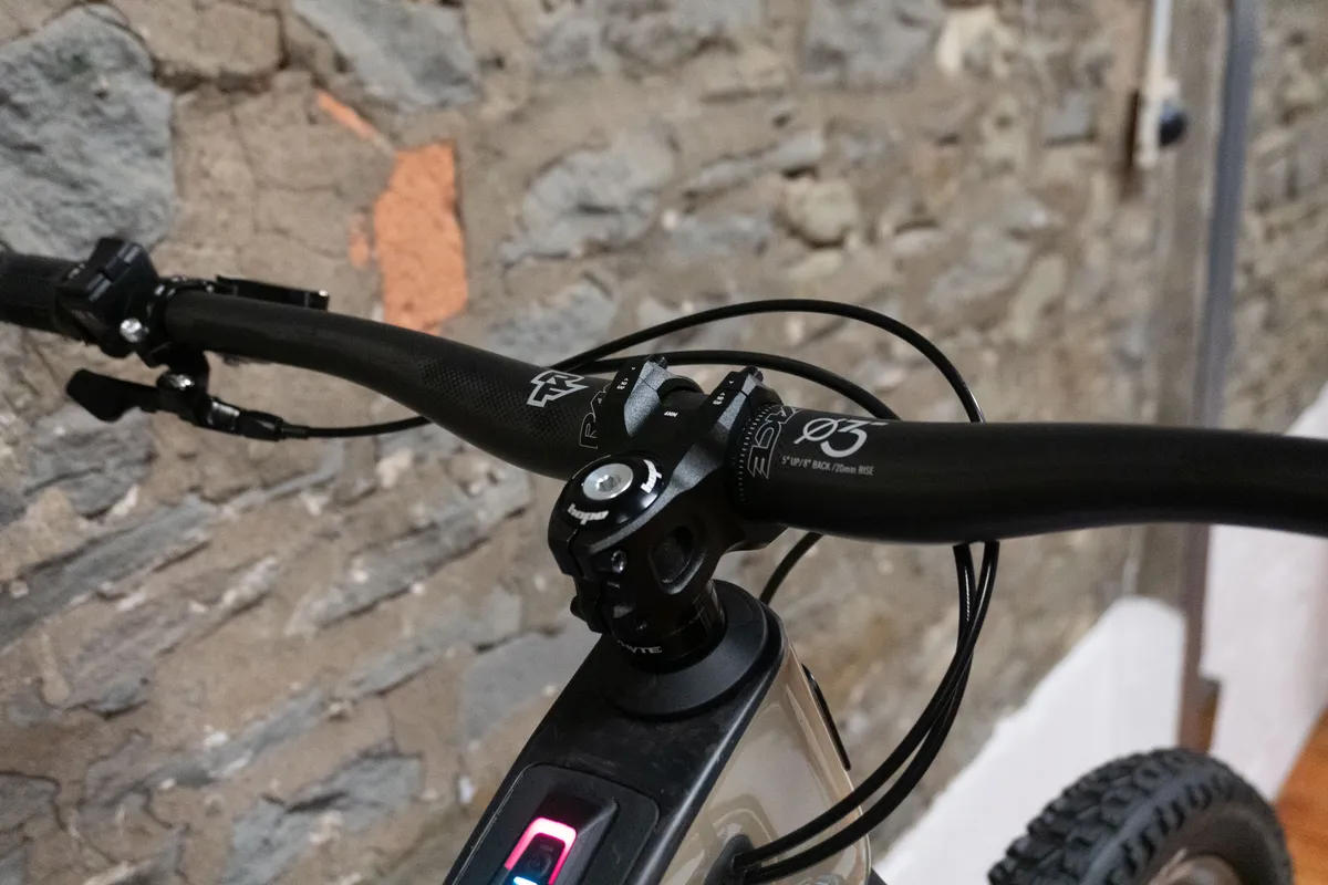 Whyte E-Lyte 150 Works with Race Face Next R