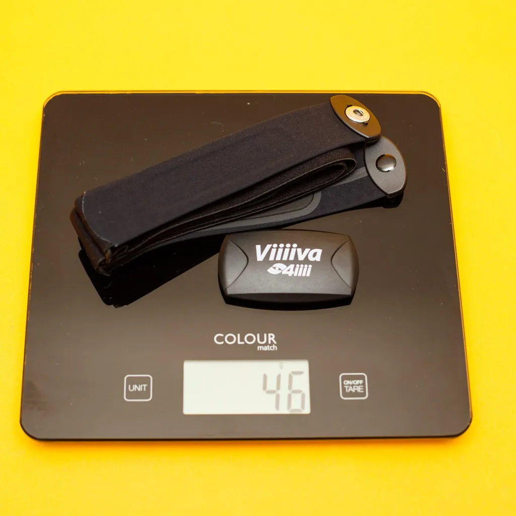 4iiii Viiiiva heart rate monitor on scales showing weight of 46g.