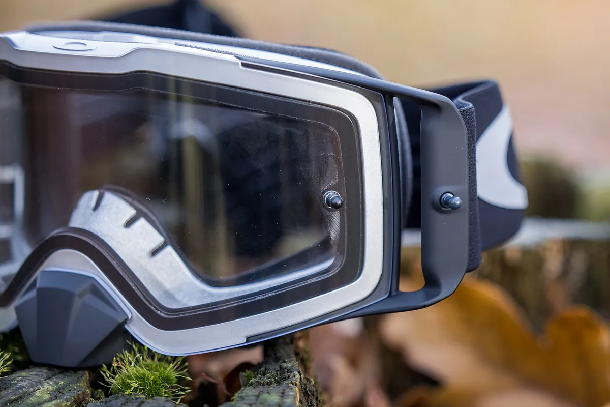 Oakley Front Line MX Goggles for mountain bikers