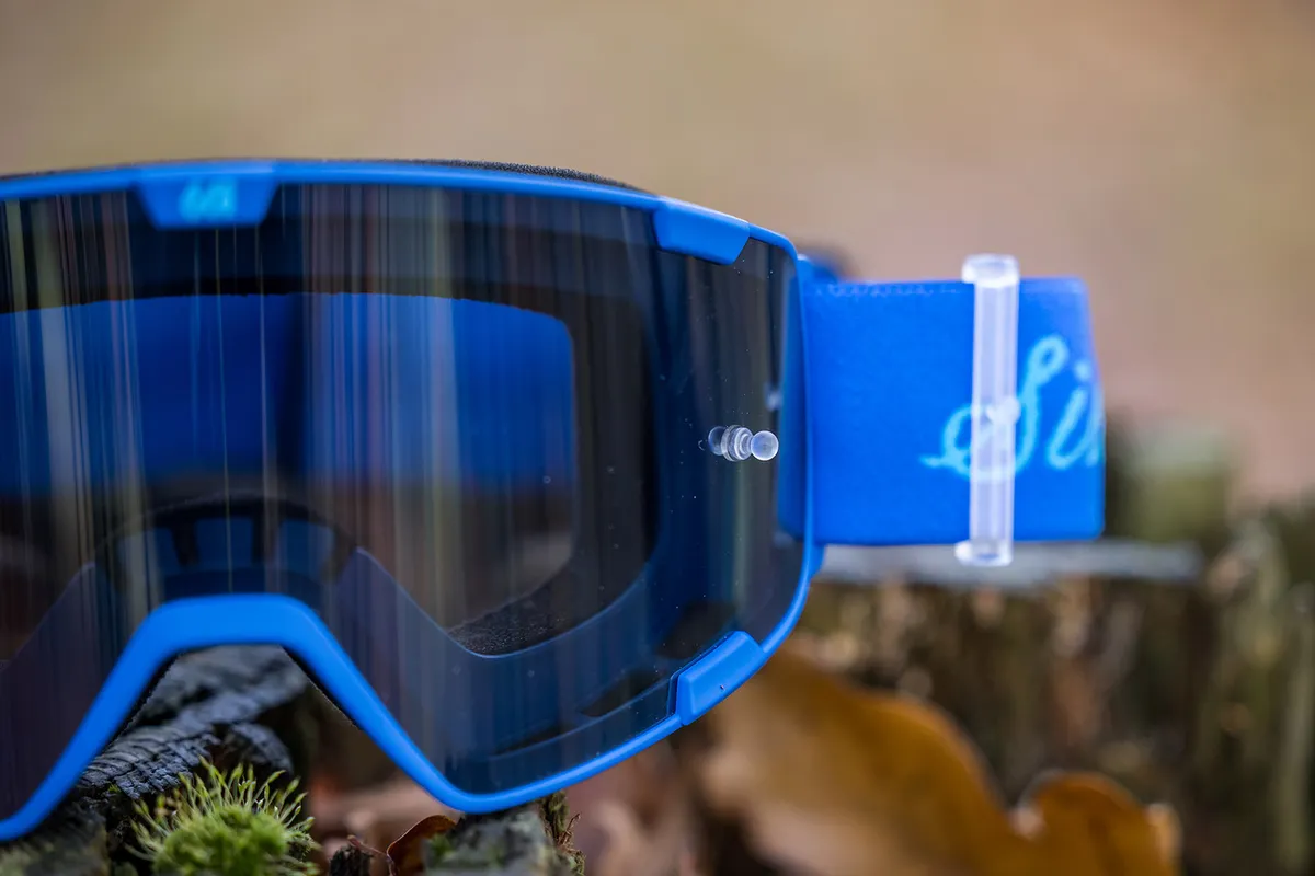 SixSixOne Radia Goggles for mountain bikers