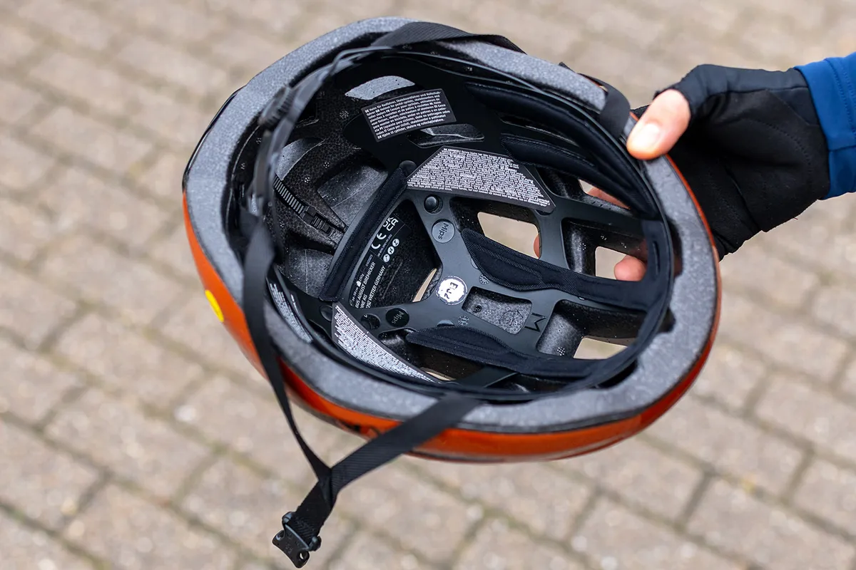 ABUS Powerdome road cycling helmet