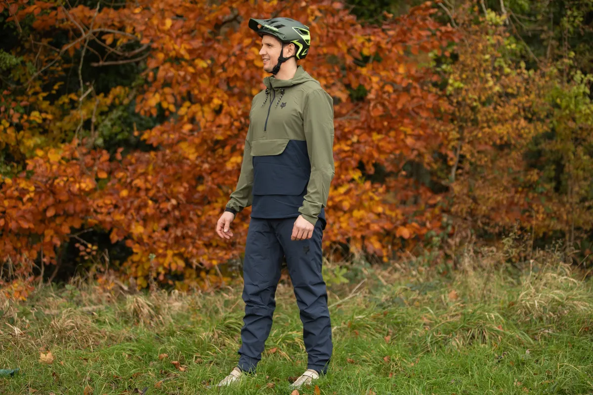 Fox Ranger Wind pullover and Ranger 2.5L Water pants worn together.