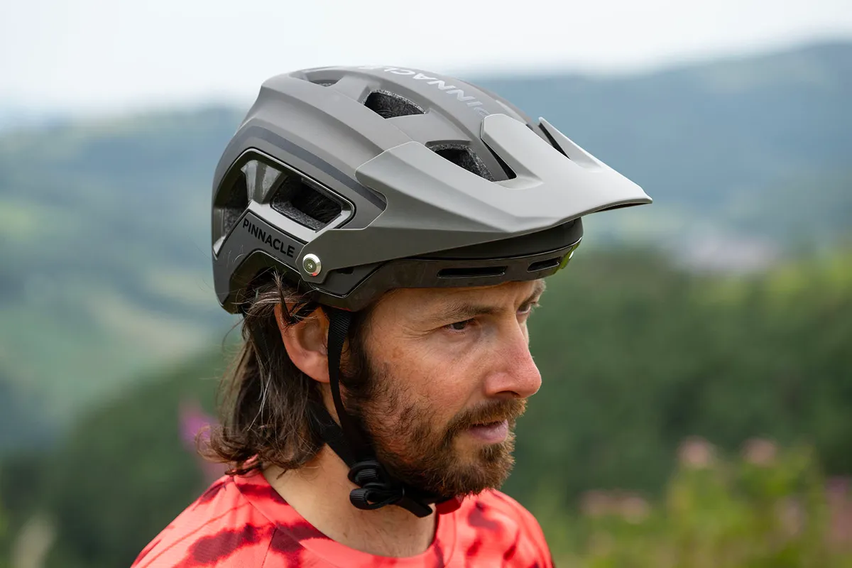 Pinnacle MTB Helmet
