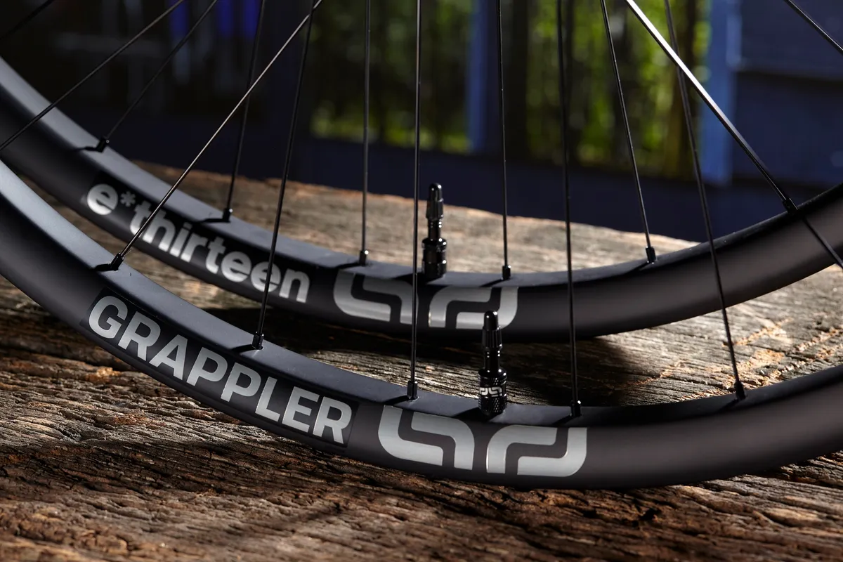 e*thirteen Grappler Race Carbon wheel profile