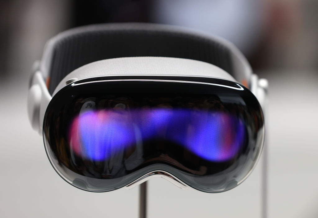 ¿Qué significan los nuevos auriculares Vision Pro de Apple para el futuro del ciclismo?