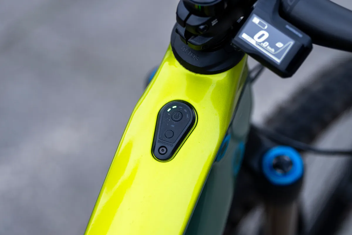 Cannondale Moterra on-off button