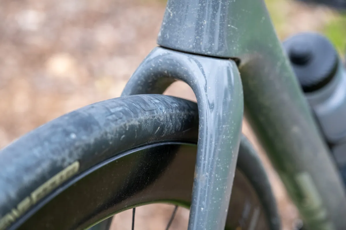 Front tyre clearance on ENVE Fray endurance road bike