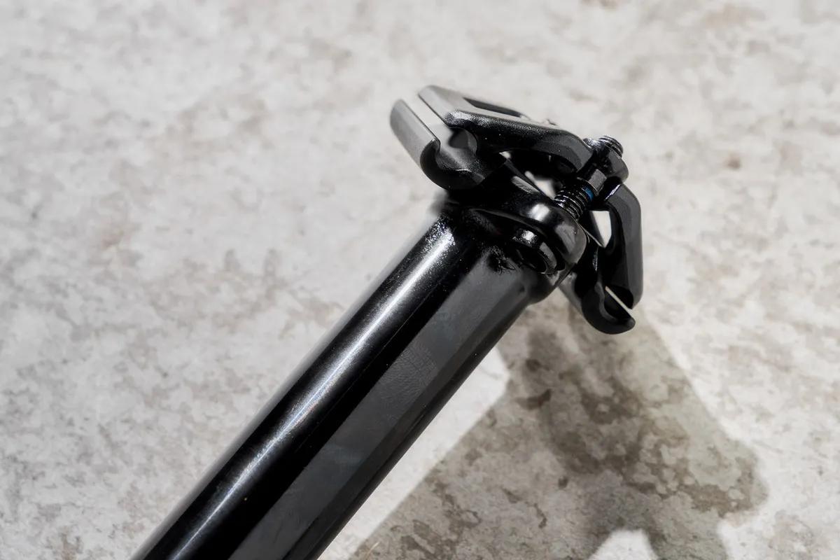 OneUp V3 Dropper Post for mountain bikes