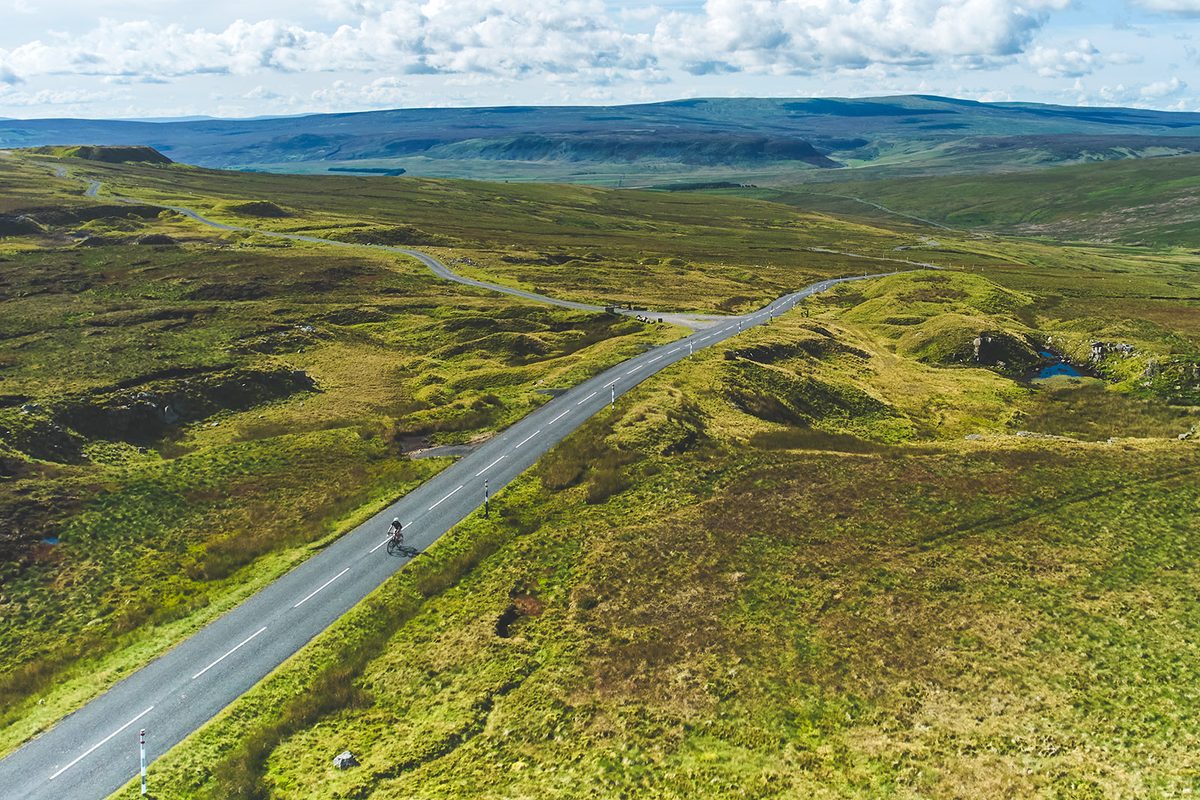 High Roding Rand's Road Which is England's highest road? | Riding the top six in one day ...