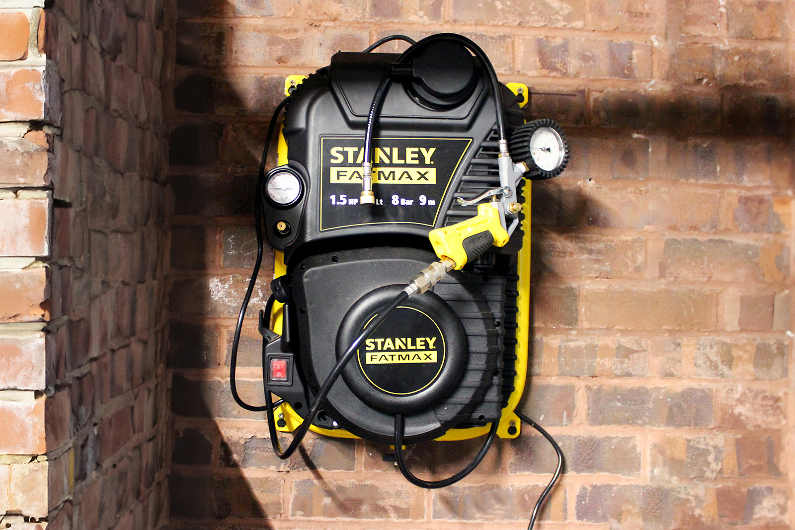 Stanley FatMax Walltech Pro air compressor