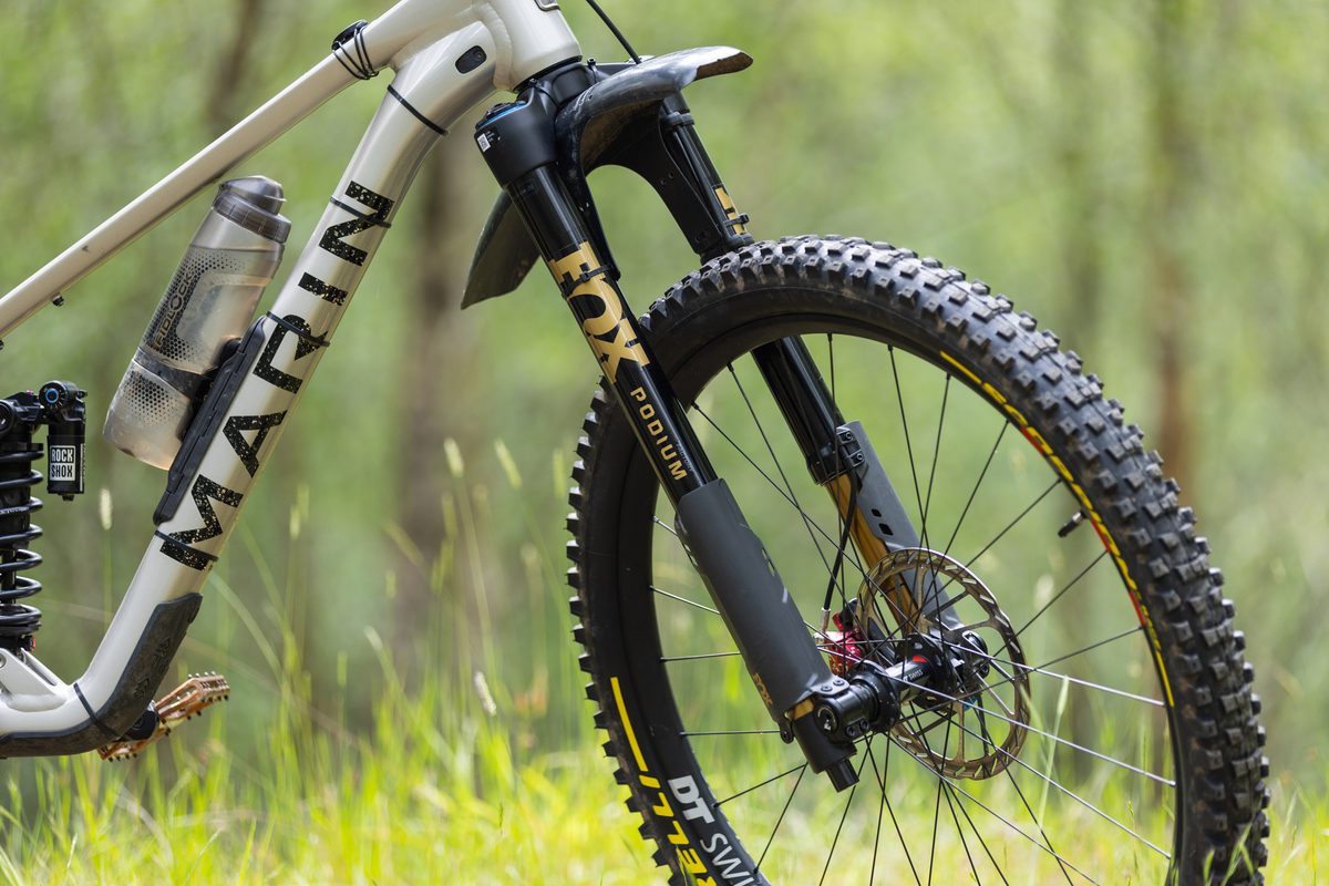 Fox's new Podium inverted fork promises DH steering stiffness and ...