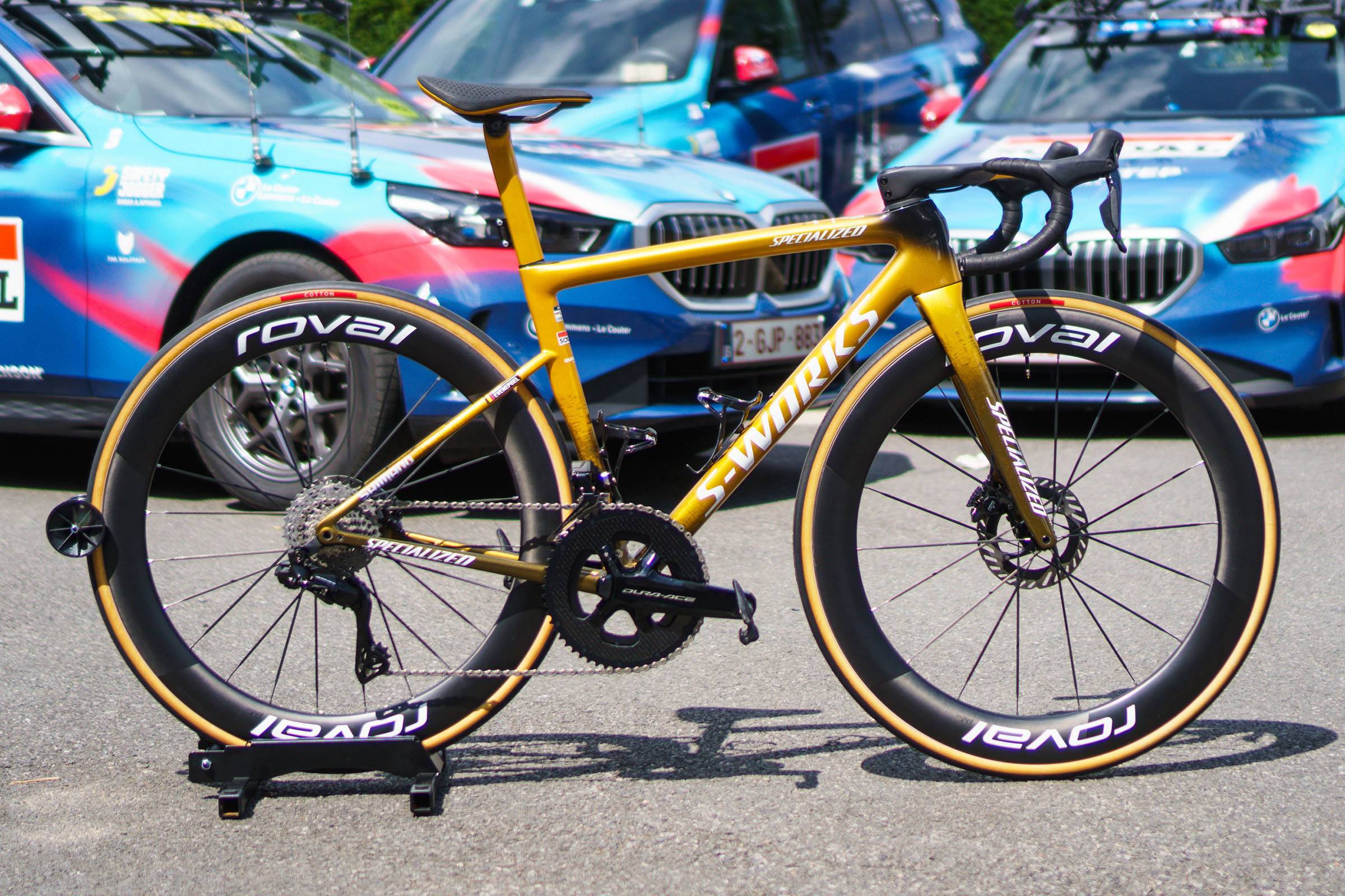 Remco Evenepoel's Specialized S-Works Tarmac SL8 has $600