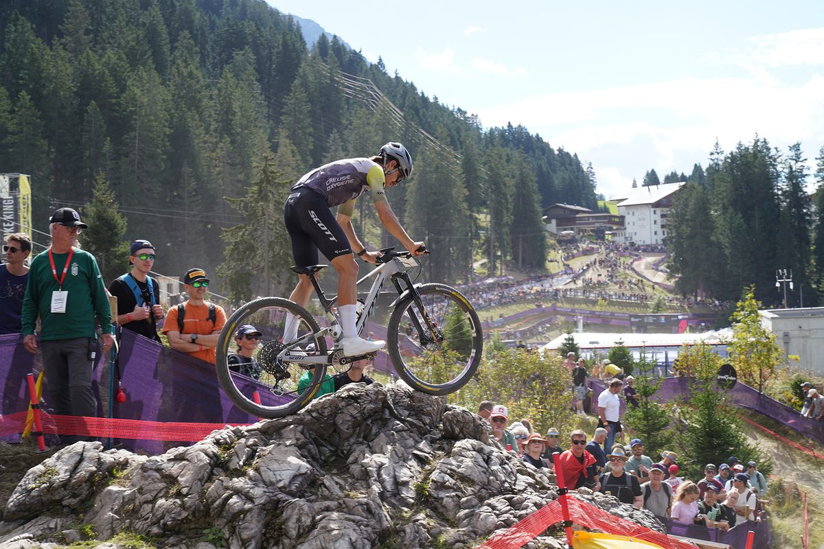 Are we on the cusp of a 32in wheel revolution? This is what pro XC ...