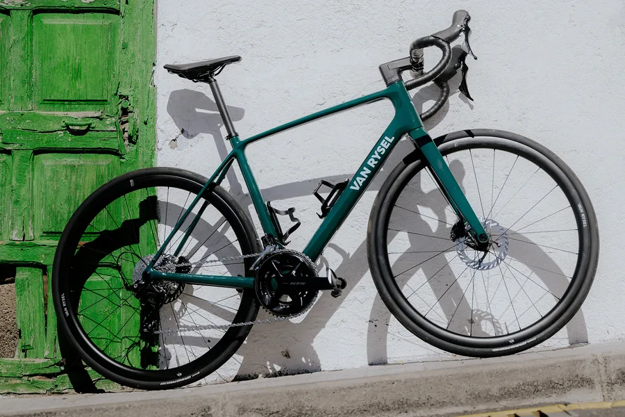 New Van Rysel EDR CF Promises comfort And Versatility At Budget new-van-rysel-edr-cf-promises-comfort-and-versatility-at-budget