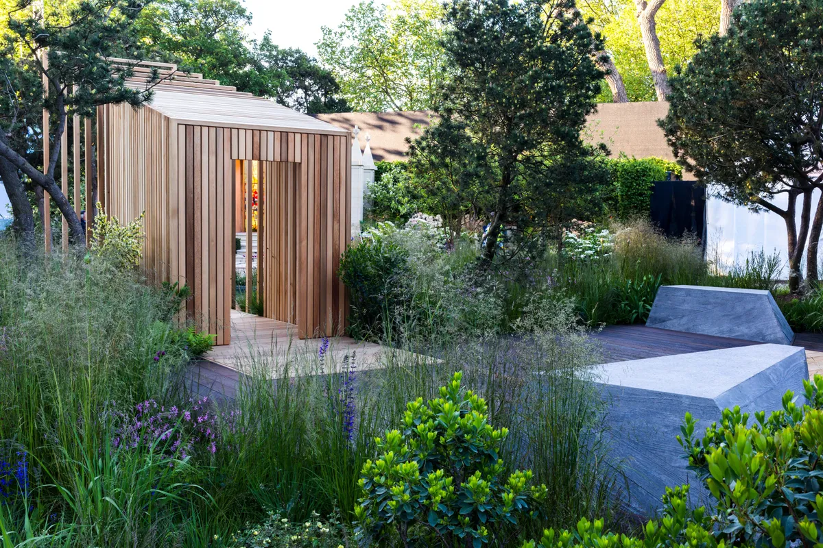 Cloudy Bay Garden designed by Sam Ovens and sponsored by Cloudy Bay at RHS Chelsea Flower Show 2016.