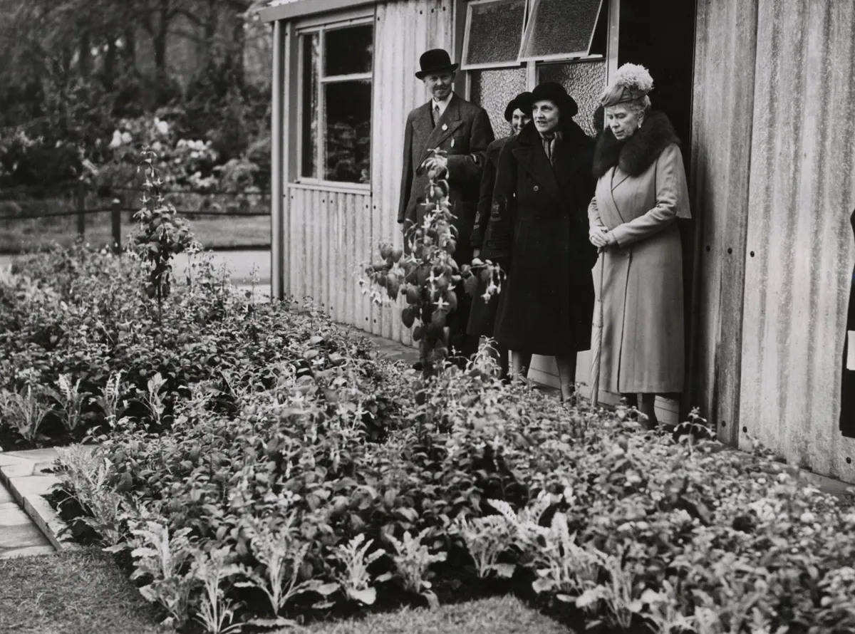 1947: Queen Mary at the RHS Chelsea Flower Show.