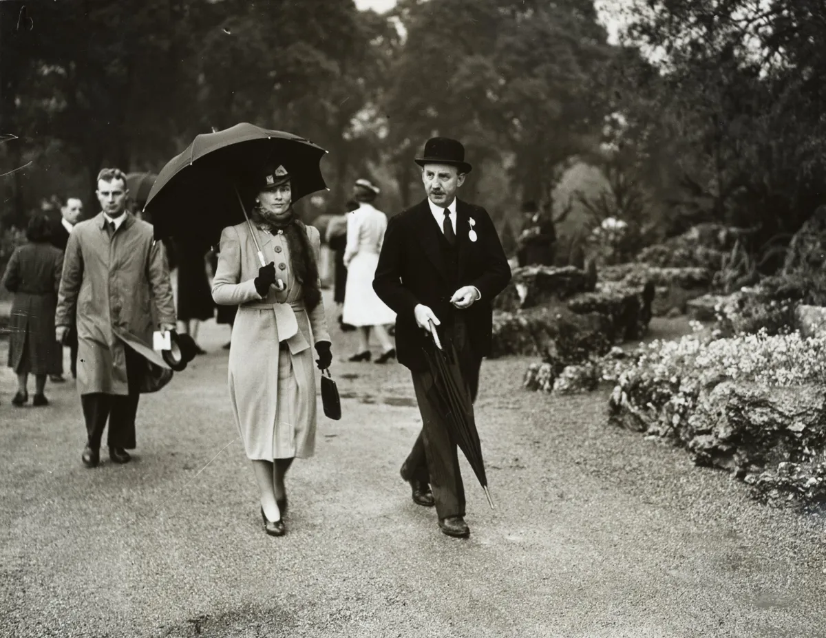 1939: The Duchess of Gloucester at the RHS Chelsea Flower Show.