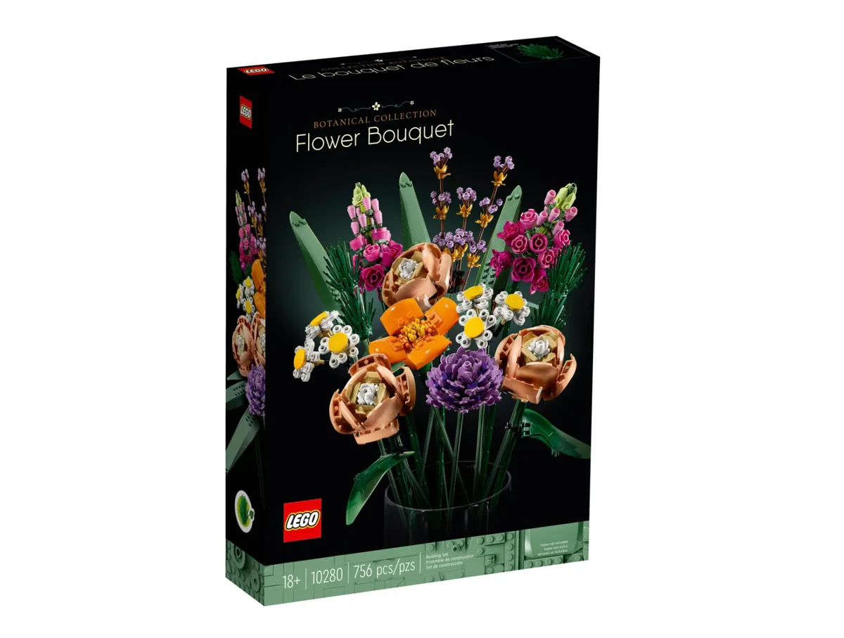 Lego's bouquet – fresh out of the box