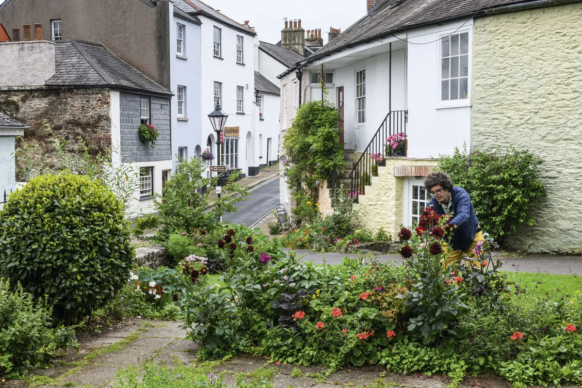 Pretty Castle Street, with its densely packed historic homes nestled in the shadow of the Norman castle, once appeared on postcards of Totnes but had become more run down over the years. Richard’s hope is that the garden helps residents and tourists to appreciate the beauty of the area.